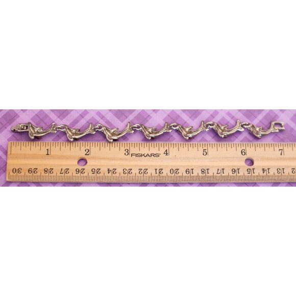 Vintage Dolphin Pod Silver Tone Bracelet 7 Inch - V11 - Picture 3 of 3